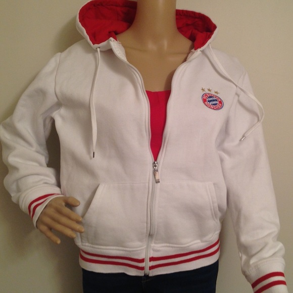 FC BAYERN MUNCHEN Jackets & Blazers - FC BAYERN MUNCHEN ZIP UP HOODED SWEAT JACKET SMALL